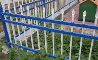 護欄網(wǎng)系列產(chǎn)品優(yōu)質(zhì)廠家現(xiàn)貨大賣場安平盟益絲網(wǎng)制品圖片_高清圖_細節(jié)圖