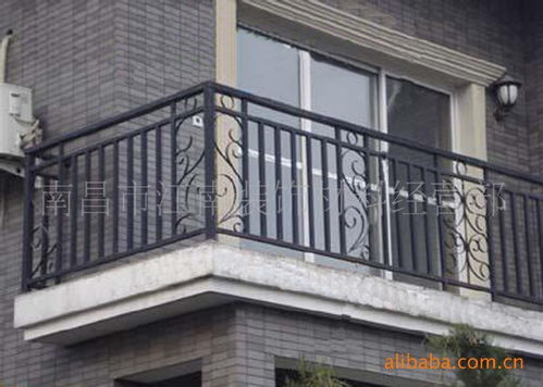 鋅鋼陽(yáng)臺(tái)護(hù)欄