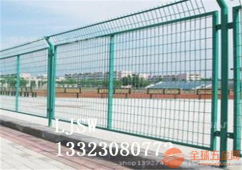 銅陵框架護欄網廠家供應 銅陵框架護欄網產品結構 框架護欄網產品價格